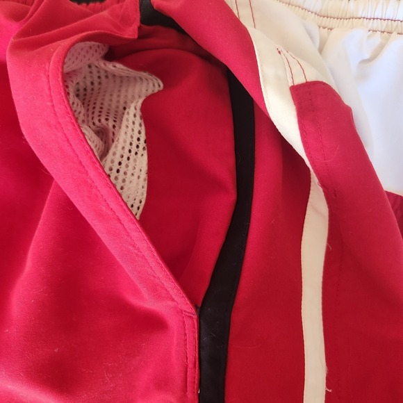 VTG SPEEDO Swim Trunks Men's XL Swimsuit Swimming Red White Board Shorts Nwot - Picture 9 of 9